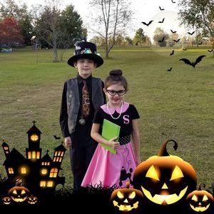 Meet your Posher, Sharon